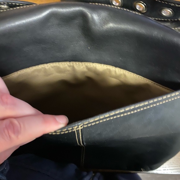 Genuine Coach shoulder bag NEVER USED - Picture 7 of 7